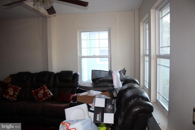 128 AMON AVE, Gloucester City, NJ 08030