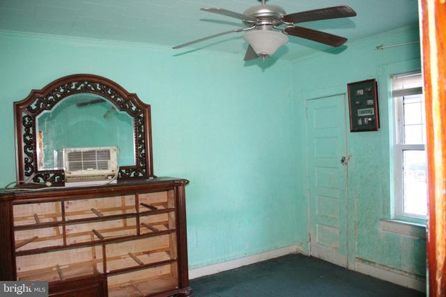 128 AMON AVE, Gloucester City, NJ 08030