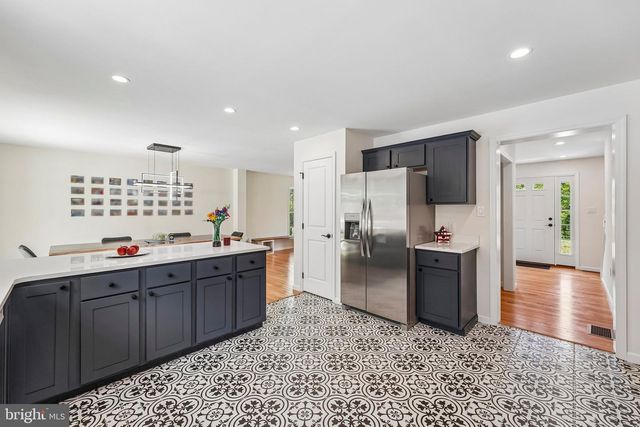40 CREEK RD, Phoenixville, PA 19460
