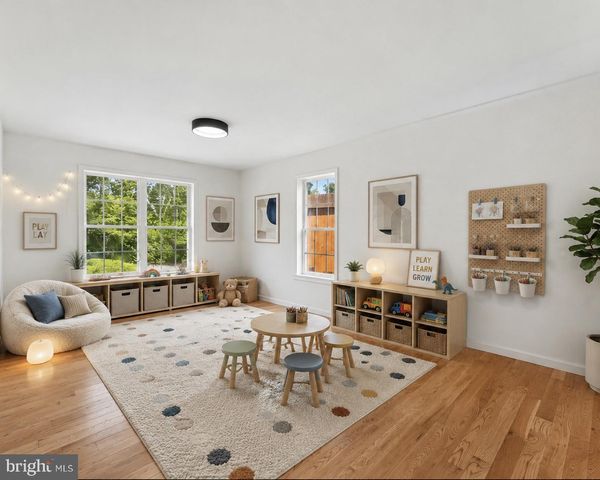 40 CREEK RD, Phoenixville, PA 19460