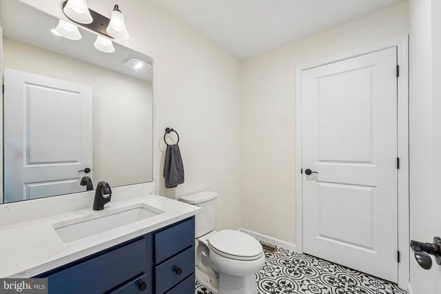 40 CREEK RD, Phoenixville, PA 19460