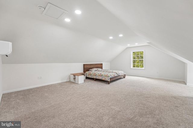 40 CREEK RD, Phoenixville, PA 19460