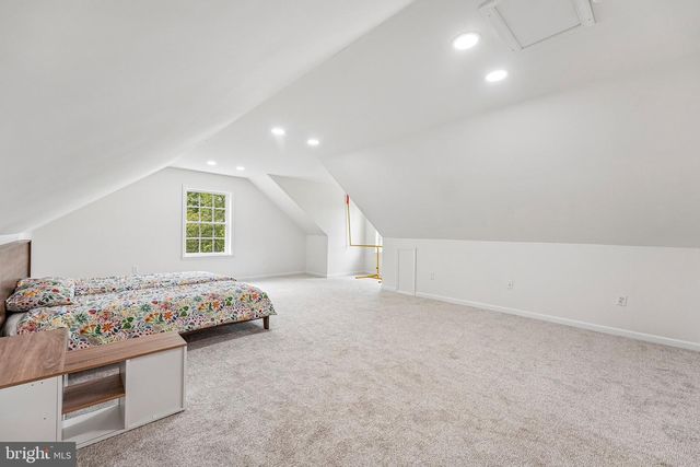 40 CREEK RD, Phoenixville, PA 19460
