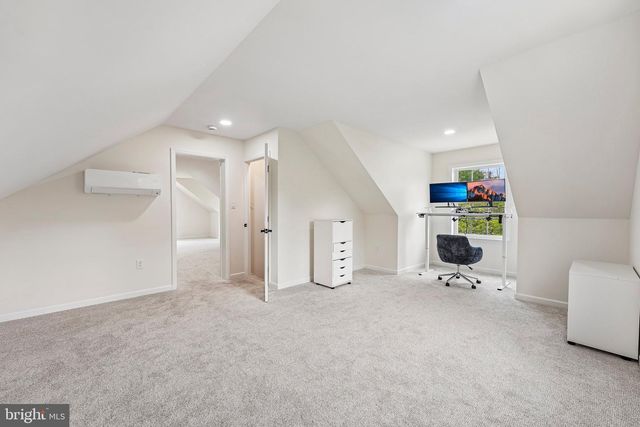 40 CREEK RD, Phoenixville, PA 19460