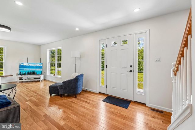 40 CREEK RD, Phoenixville, PA 19460