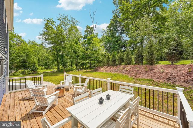 40 CREEK RD, Phoenixville, PA 19460