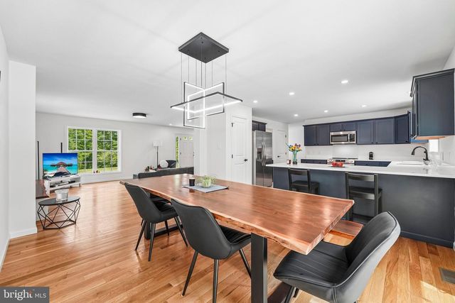 40 CREEK RD, Phoenixville, PA 19460