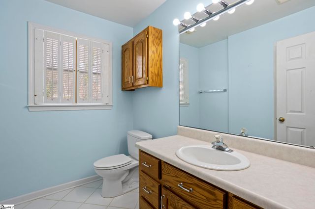 208 Woodbridge Court, Easley, SC 29642