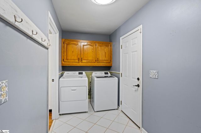 208 Woodbridge Court, Easley, SC 29642