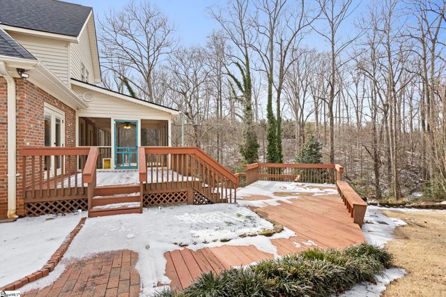 208 Woodbridge Court, Easley, SC 29642