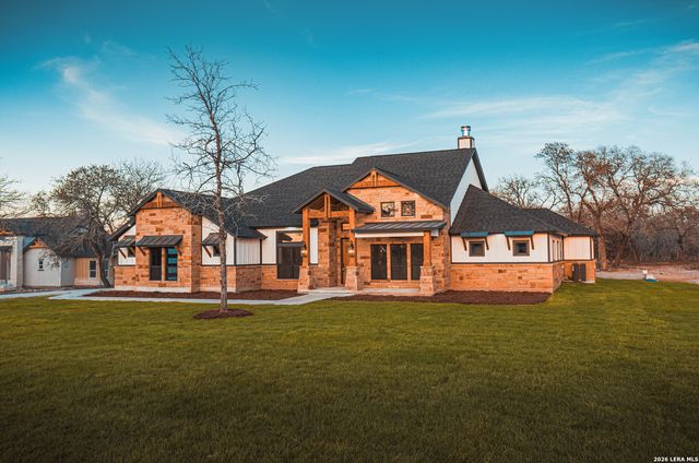 176 Hondo Ridge, La Vernia, TX 78121