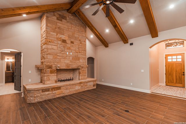 176 Hondo Ridge, La Vernia, TX 78121