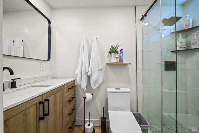 16017 Palo Alto Dr, Guerneville, CA 95446