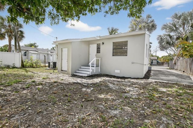 1708 NW 8th Avenue, Fort Lauderdale, FL 33311