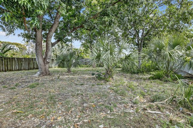 1708 NW 8th Avenue, Fort Lauderdale, FL 33311