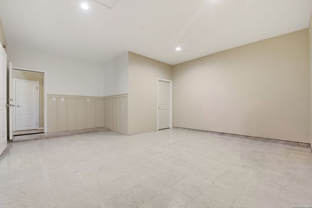 6723 AMBERGRIS CV, San Antonio, TX 78223