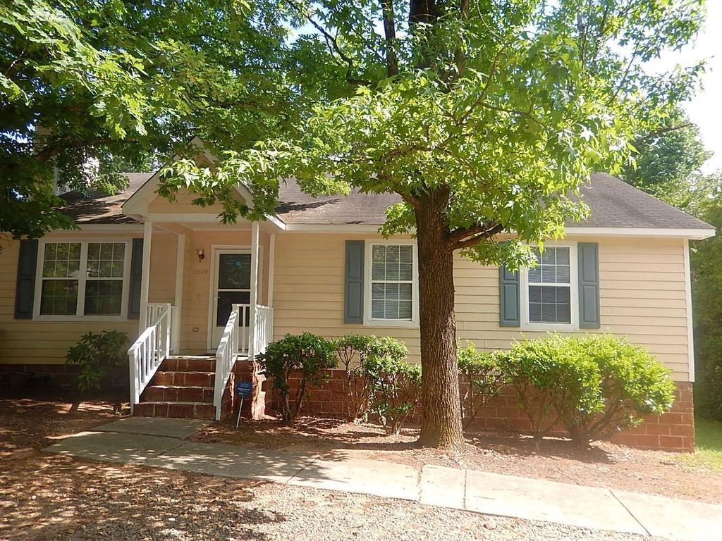 2609 Lynn Road, Raleigh, NC 27612