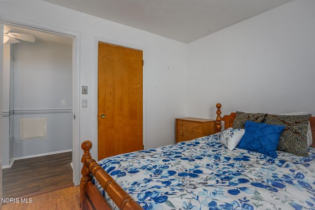 5006 Lynbridge Lane, Toledo, OH 43614