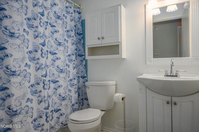 5006 Lynbridge Lane, Toledo, OH 43614
