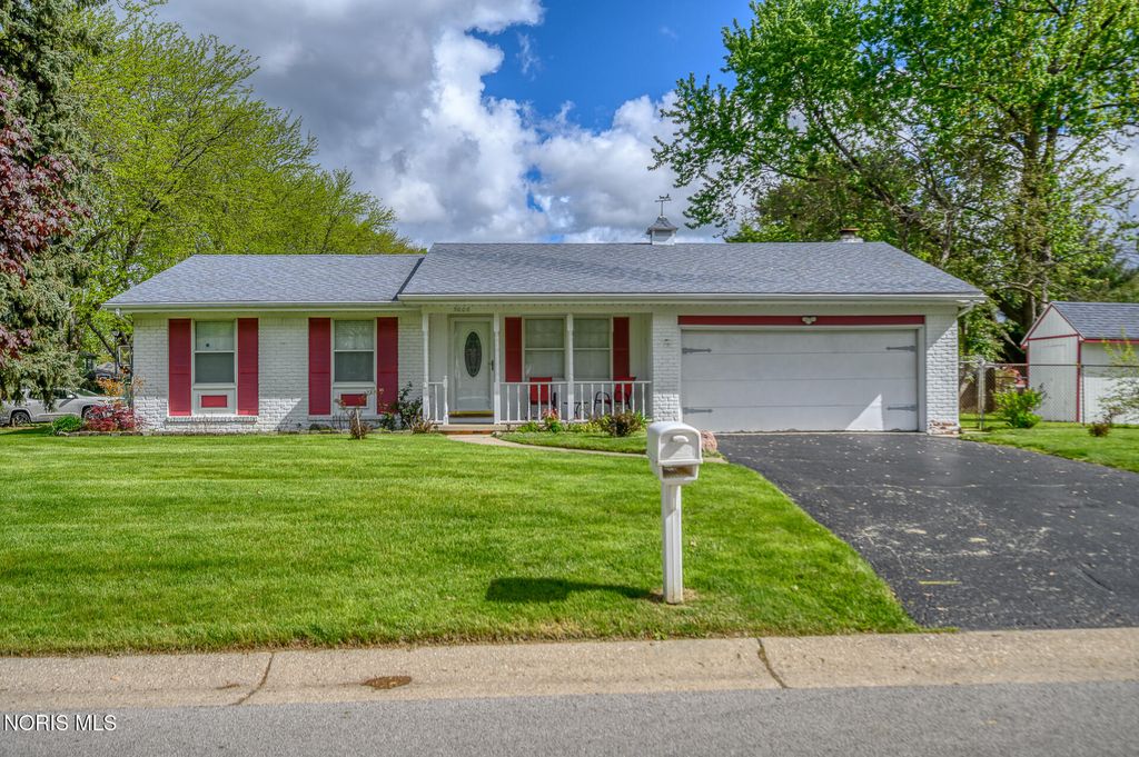 5006 Lynbridge Lane, Toledo, OH 43614