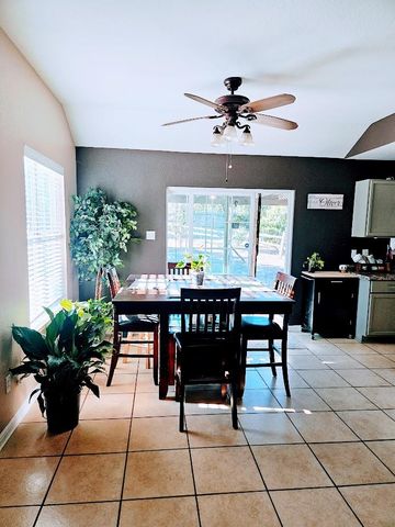 100 Ridgewood CIR, Wimberley, TX 78676