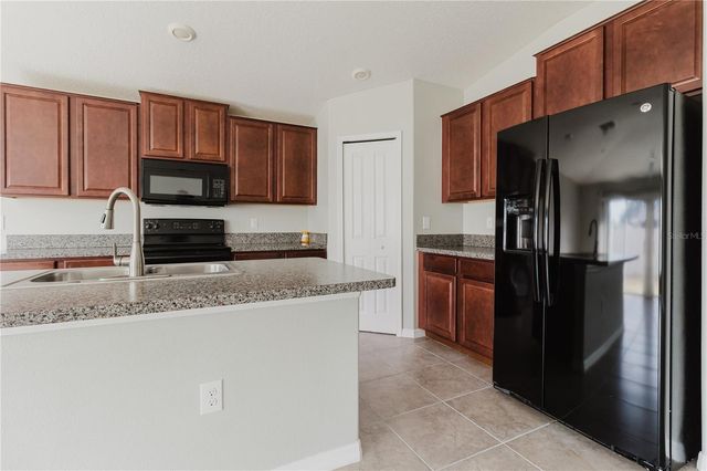 304 CASCADE BEND DRIVE, Ruskin, FL 33570