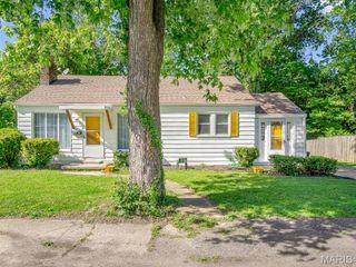 57 N 98th Street, Belleville, IL 62223