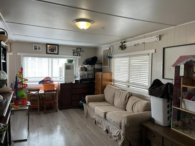 2053 East Bayshore, Redwood City, CA 94063