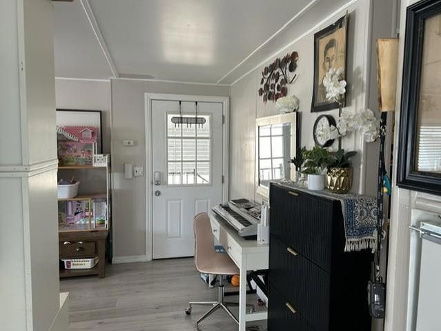2053 East Bayshore, Redwood City, CA 94063