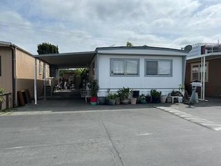 2053 East Bayshore, Redwood City, CA 94063