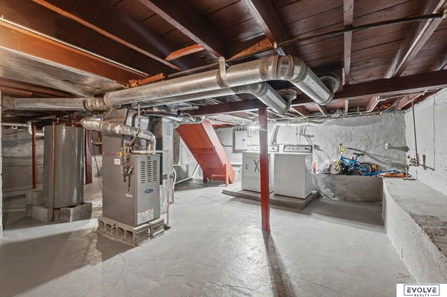 4319 S 34th Street, Omaha, NE 68107