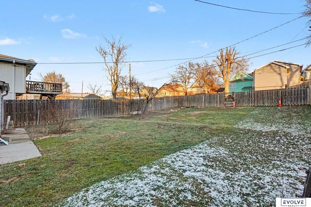 4319 S 34th Street, Omaha, NE 68107