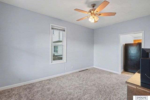 4319 S 34th Street, Omaha, NE 68107