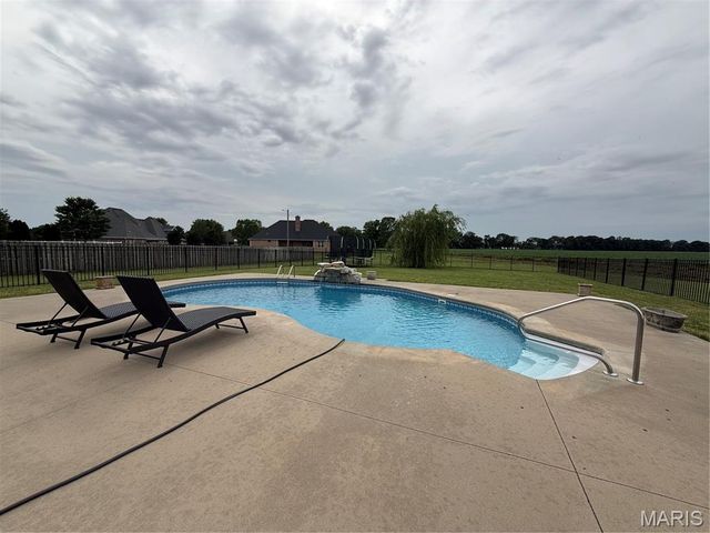 1304 Primrose Drive, Sikeston, MO 63801