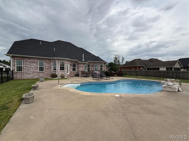 1304 Primrose Drive, Sikeston, MO 63801