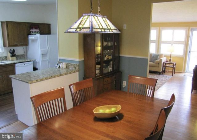 715 MARSHALL AVE, Rockville, MD 20851