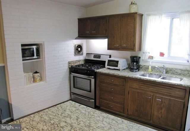 715 MARSHALL AVE, Rockville, MD 20851