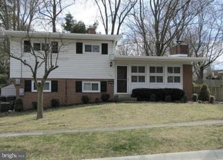 715 MARSHALL AVE, Rockville, MD 20851
