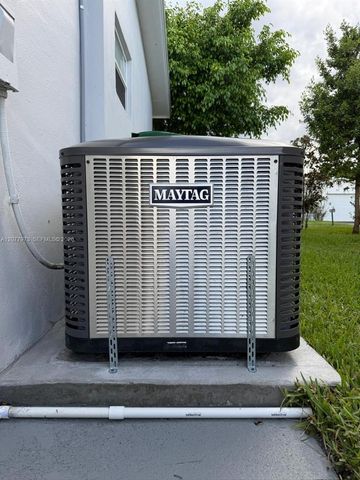 720 NW 74th Way, Margate, FL 33063