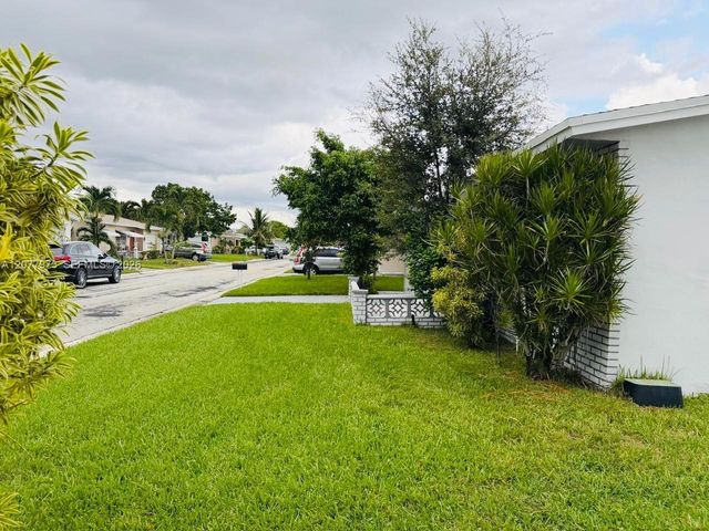 720 NW 74th Way, Margate, FL 33063