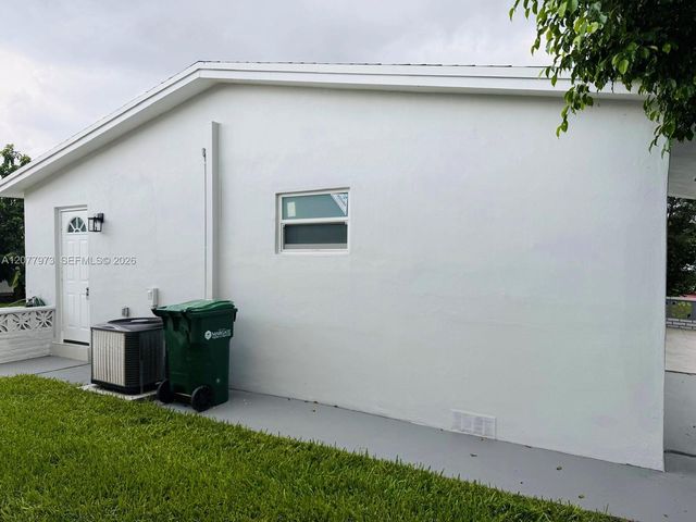 720 NW 74th Way, Margate, FL 33063