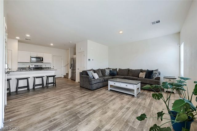4277 Venus Falls Avenue, North Las Vegas, NV 89084