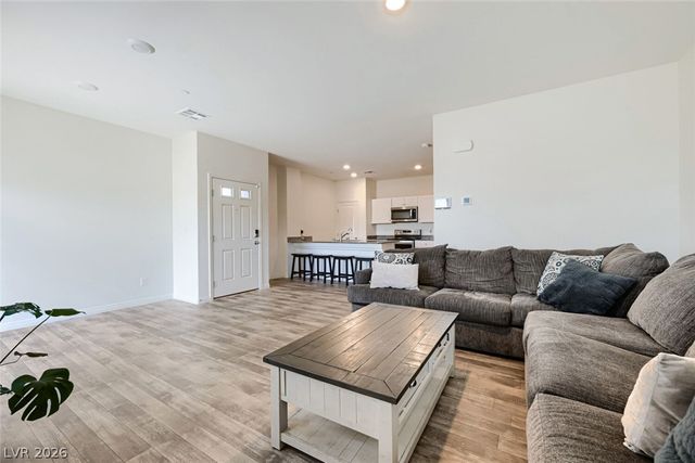 4277 Venus Falls Avenue, North Las Vegas, NV 89084