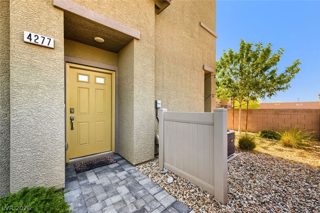 4277 Venus Falls Avenue, North Las Vegas, NV 89084