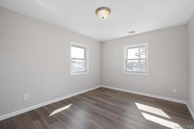 8 E 14th Street, Huntington Station, NY 11746