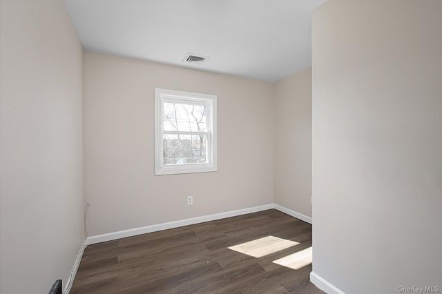 8 E 14th Street, Huntington Station, NY 11746