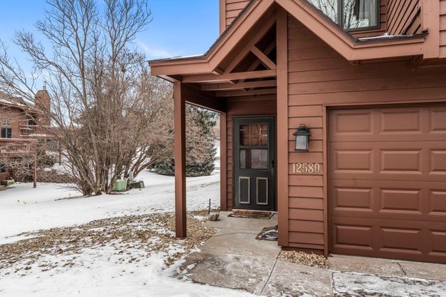 12580 Parkwood Drive, Burnsville, MN 55337