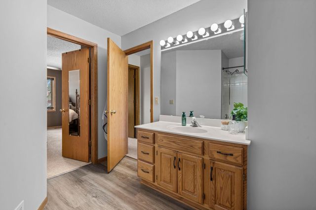 12580 Parkwood Drive, Burnsville, MN 55337