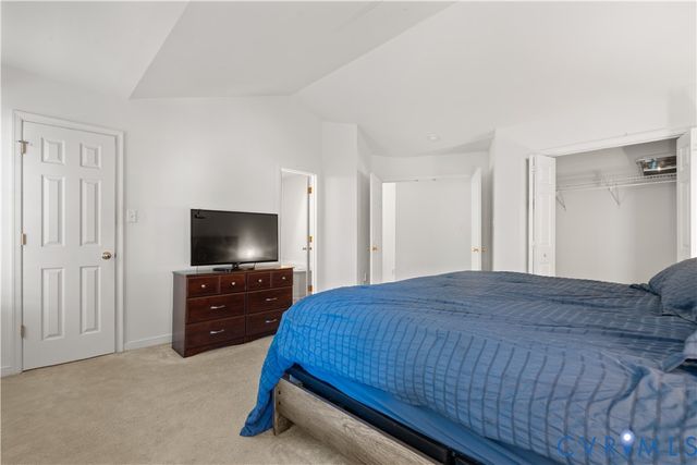 441 Battersea Ln, Richmond, VA 23223