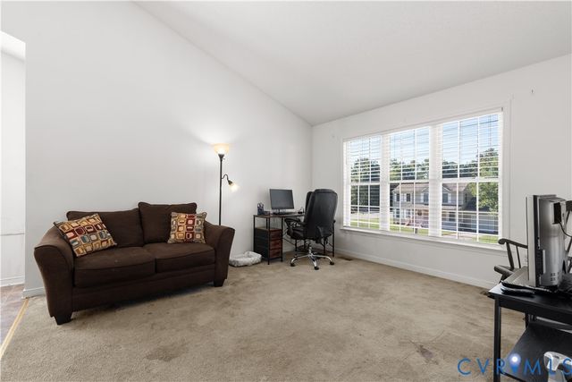 441 Battersea Ln, Richmond, VA 23223